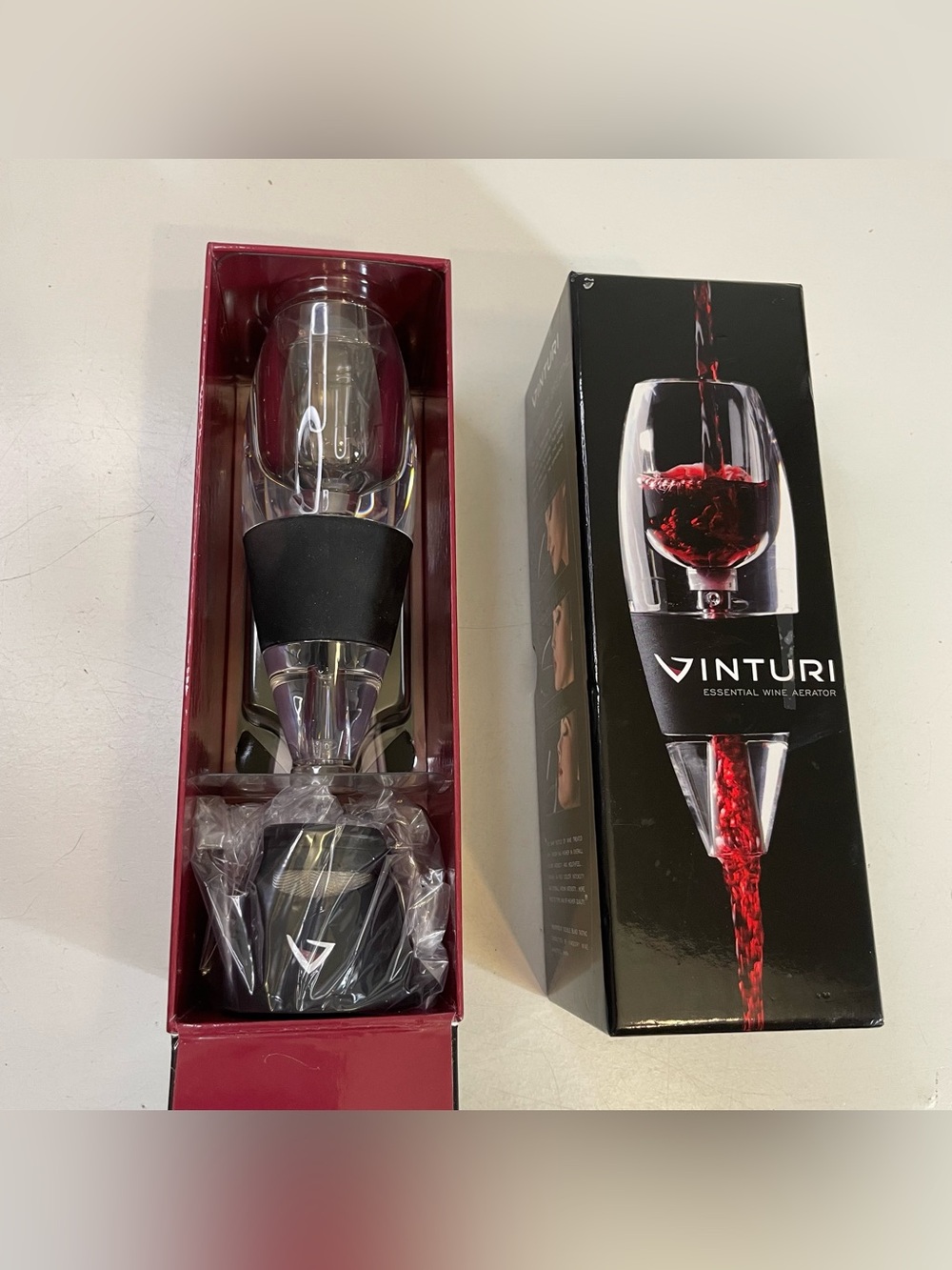 NEW Vinturi Wine Aerator for Red Wine Hand Held Decanter Pourer with base